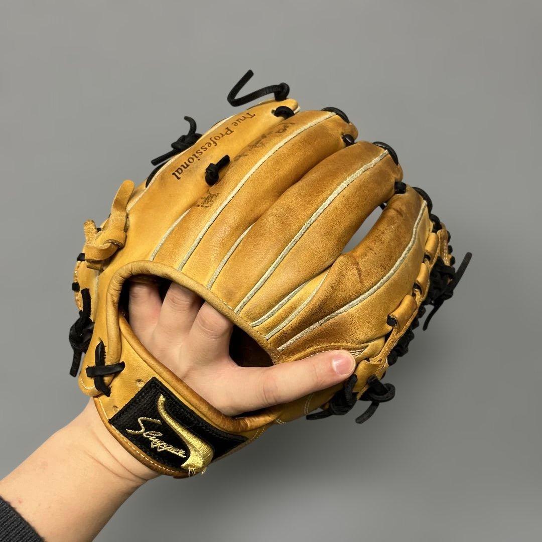 1192 スラッガー 松井稼モデル 型抜群 即戦力 軟式 内野手用グローブ