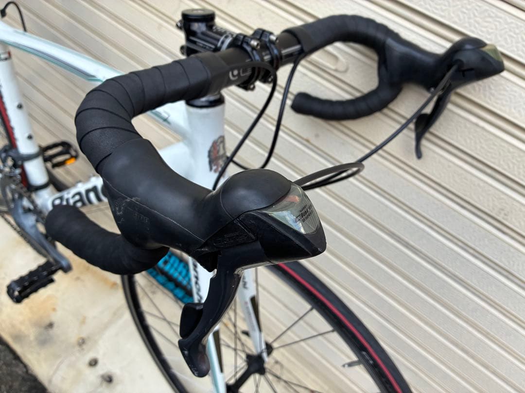 【整備済】ロードバイクBianchi VIA NIRONE7 AL CLARIS