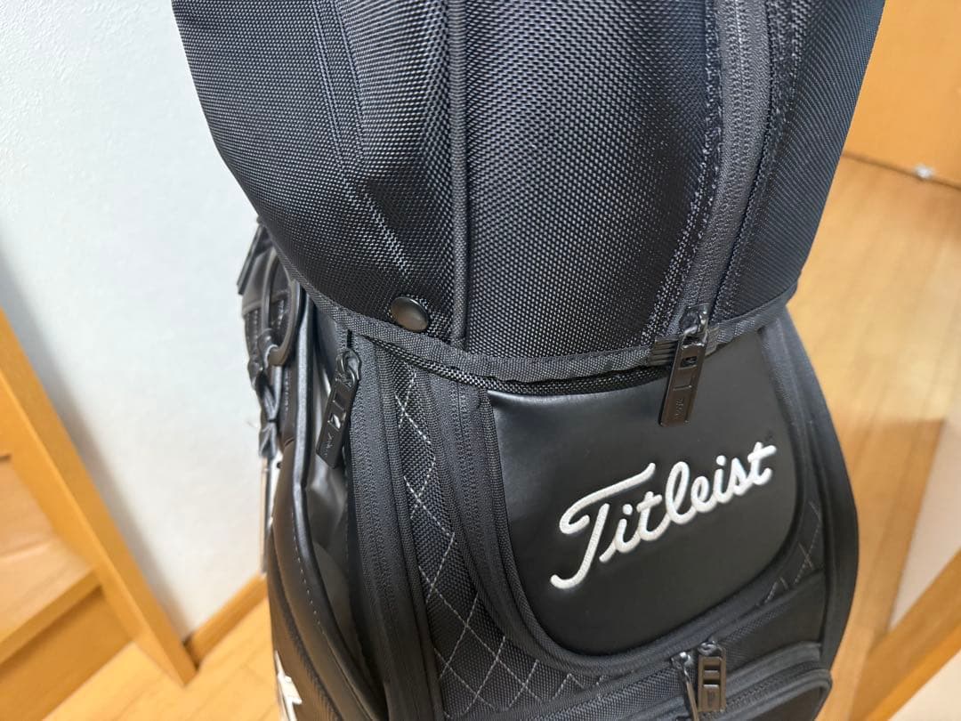 タイトリスト　Titleist ブラック キャディバッグ　美品　ツアーモデル