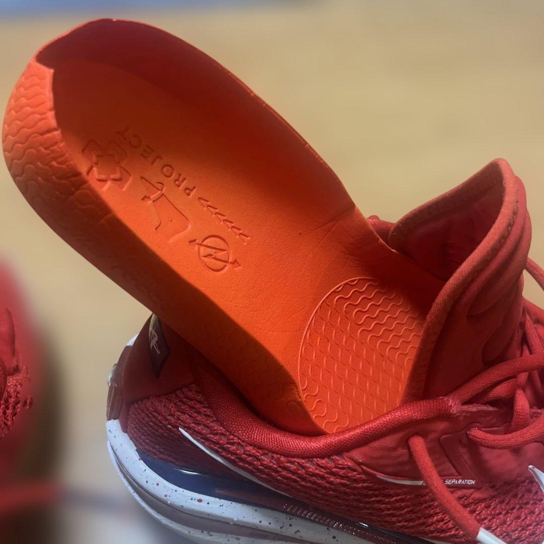 NIKE GT CUT１