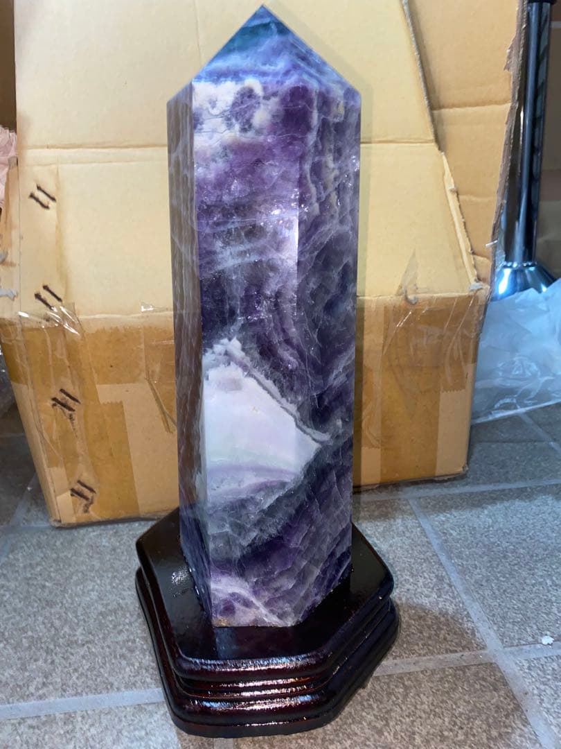最終値下げ☆超美品☆天然石☆ドリームアメジスト☆六角柱☆台座付き