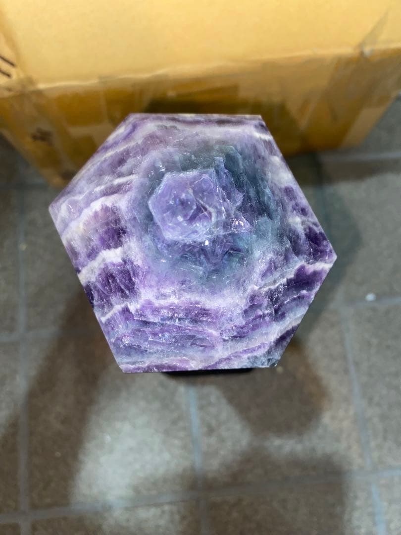 最終値下げ☆超美品☆天然石☆ドリームアメジスト☆六角柱☆台座付き