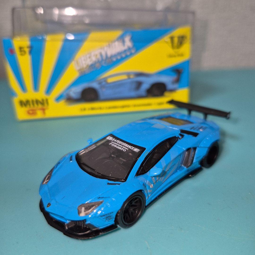 ミニカー MINIGT 57 LB Aventador LightBlue