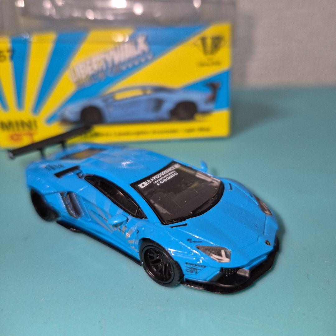 ミニカー MINIGT 57 LB Aventador LightBlue