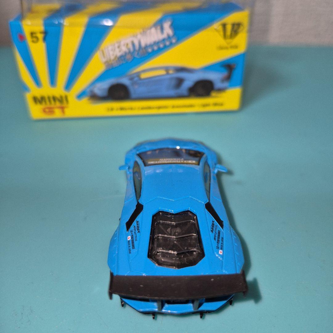 ミニカー MINIGT 57 LB Aventador LightBlue