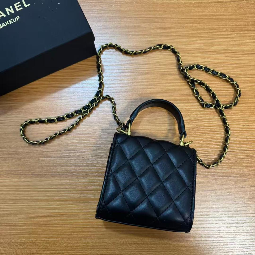 VIP限定 CHANEL ノベルティ ブラック キルティング ショルダーバッグ