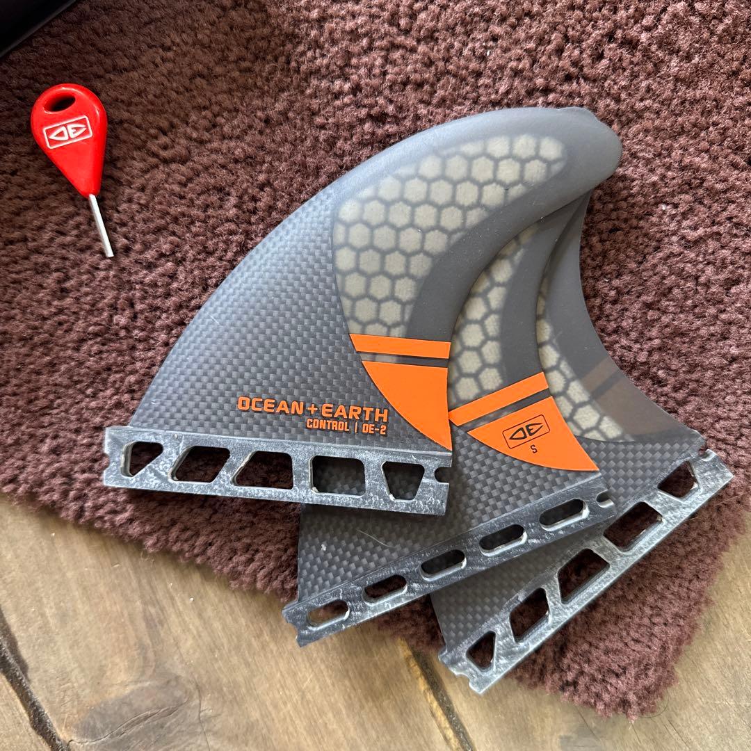 OCEAN + EARTH サーフトライフィンOE-2 定価¥17160