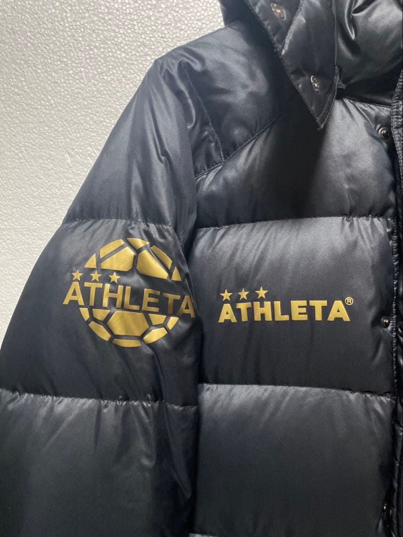 ATHLETA ブラック ダウンコート　アスレタ　ベンチコート　フットサル