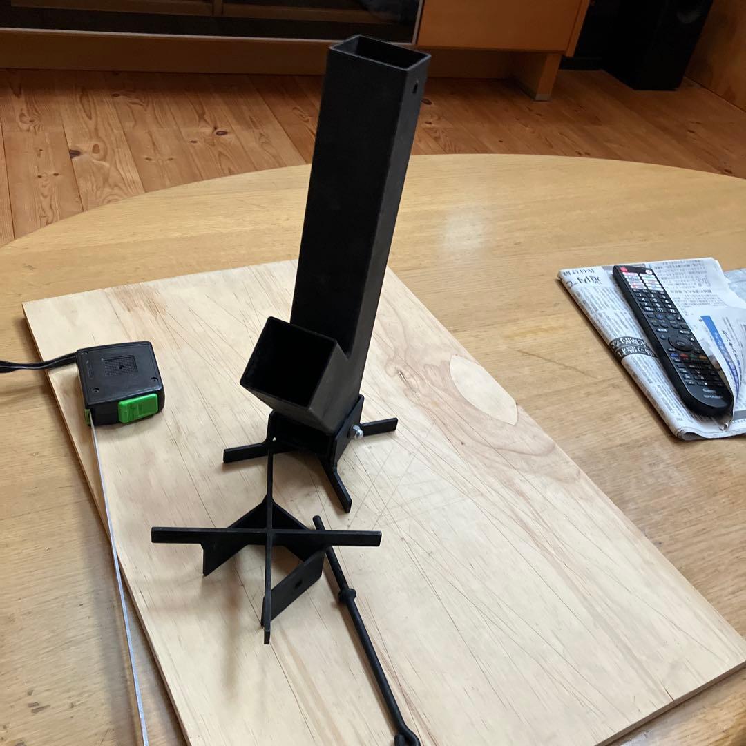 焚き火台スタンド ブラック　ロケットストーブ　小型