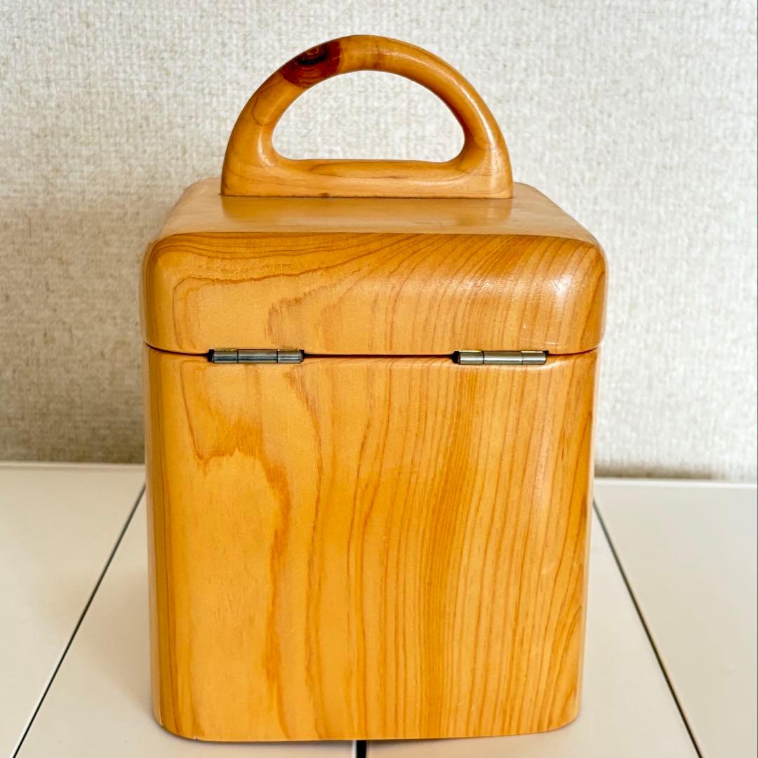 桧木製　日本製　小物入れ　収納150x150x170mm 未使用品