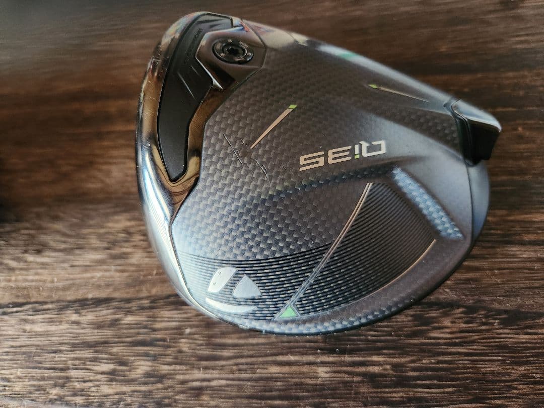 TaylorMade Qi35 ドライバー 9°コアモデル　ヘッドのみ　カバー有