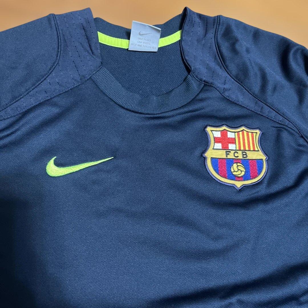 FCバルセロナ 長袖ヘビーウェイトシャツ ネイビー✖️蛍光イエロー NIKE