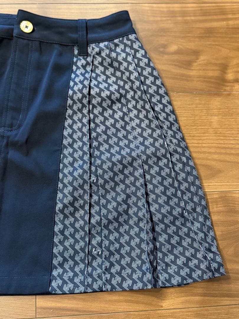 レザレクション スカート