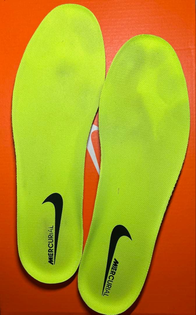 Nike Mercurial スパイク イエロー
