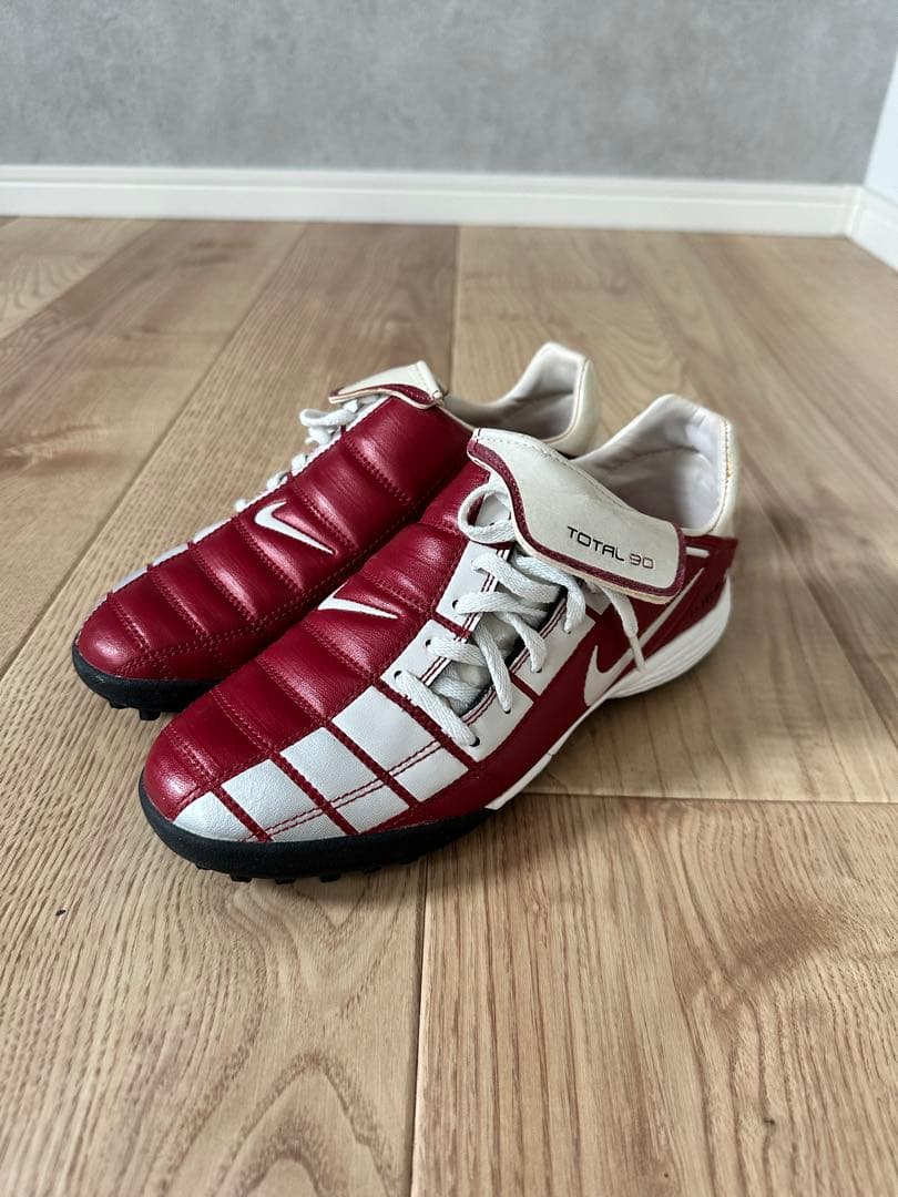 シューズ NIKE Total 90 II TF