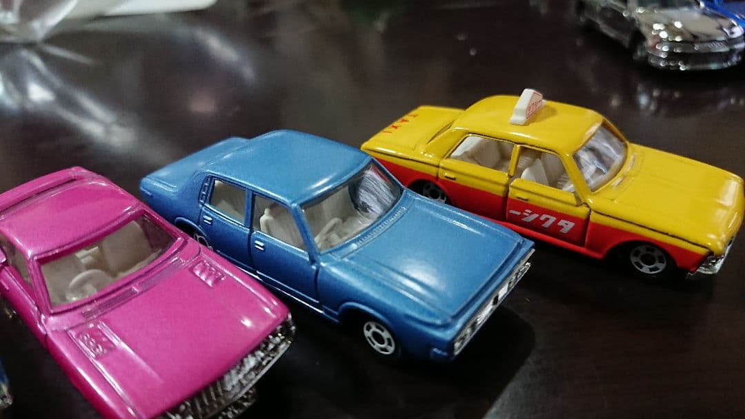 美品のトミカ 復刻版7台セットミニカーセリカブルーバードSSS昭和レトロ名車
