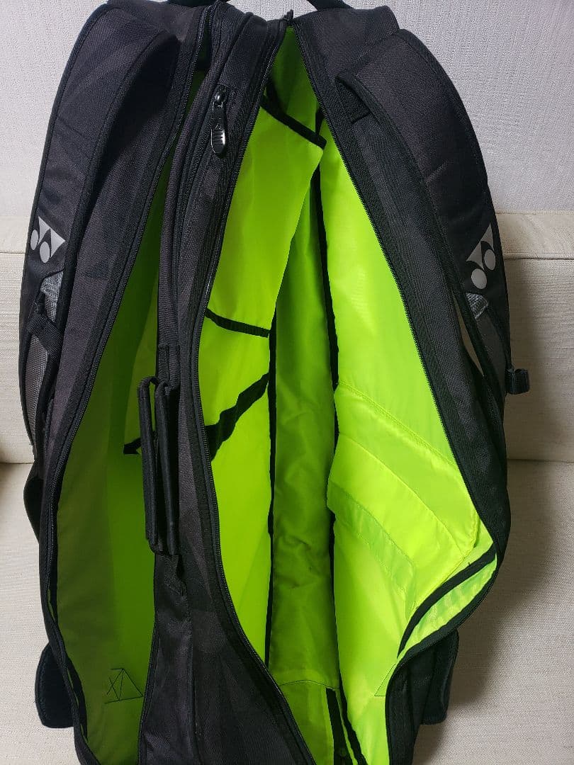 YONEX ラケットバッグ 
TOUR EDITION BAGバッグ