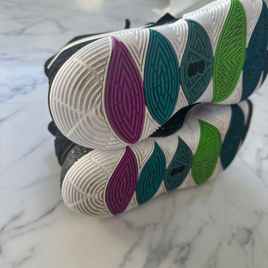 Nike kyrie5 バスケットボールシューズ