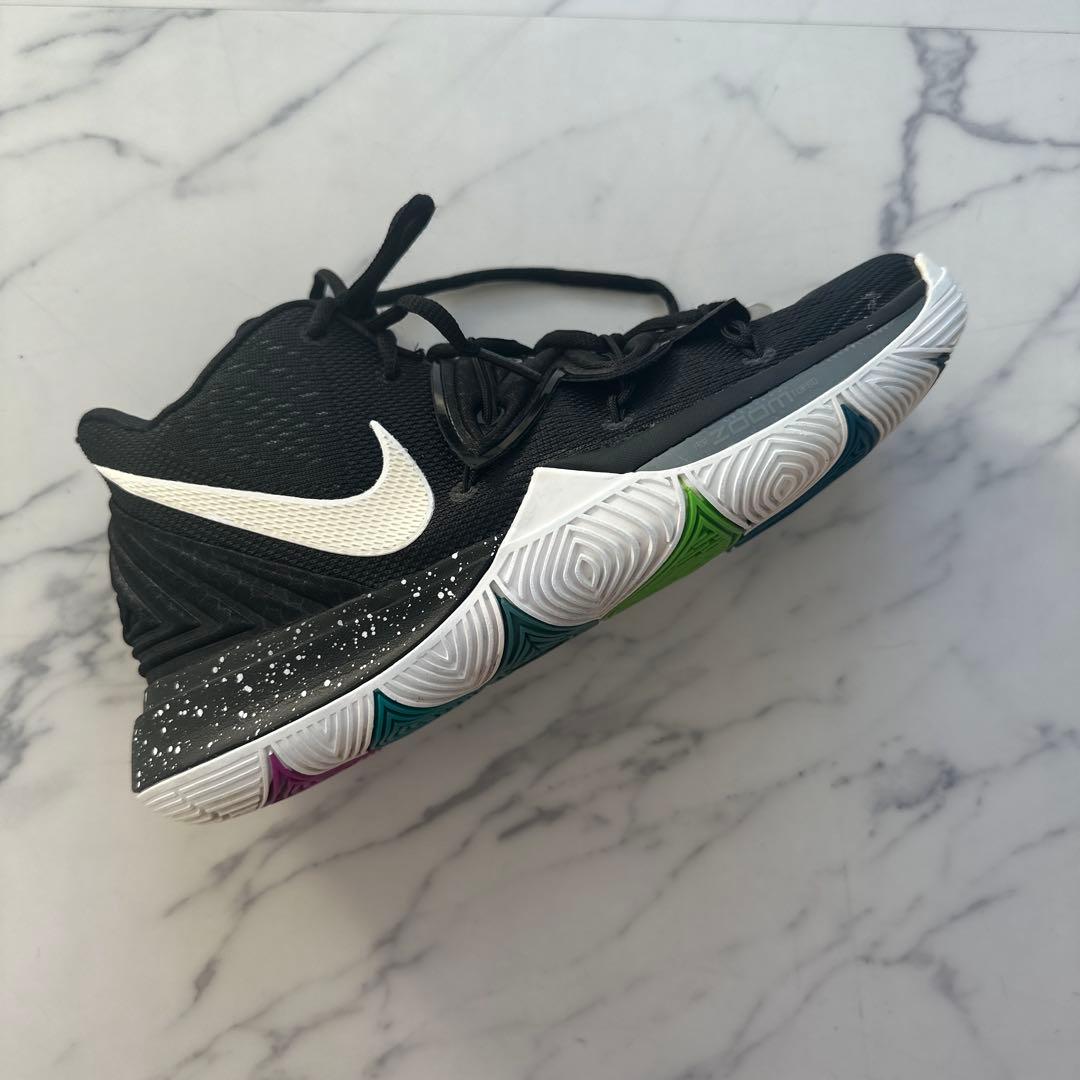 Nike kyrie5 バスケットボールシューズ