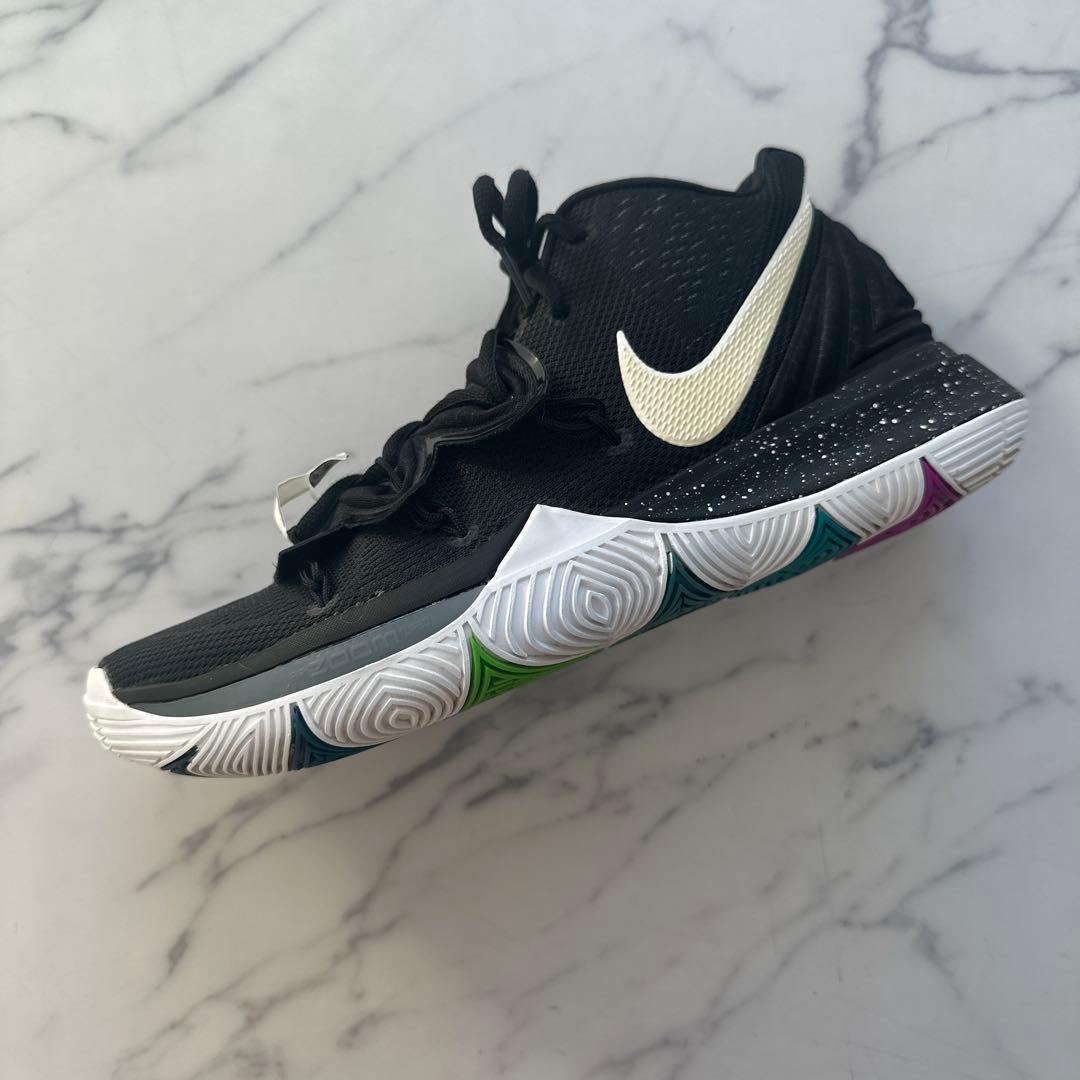 Nike kyrie5 バスケットボールシューズ