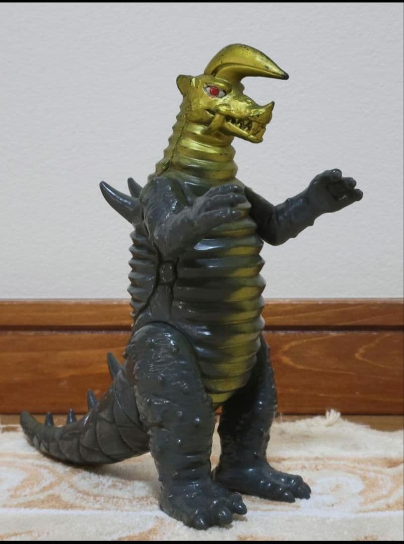 円谷ウルトラ怪獣シリーズ ブラックキング 1983年製ソフビ