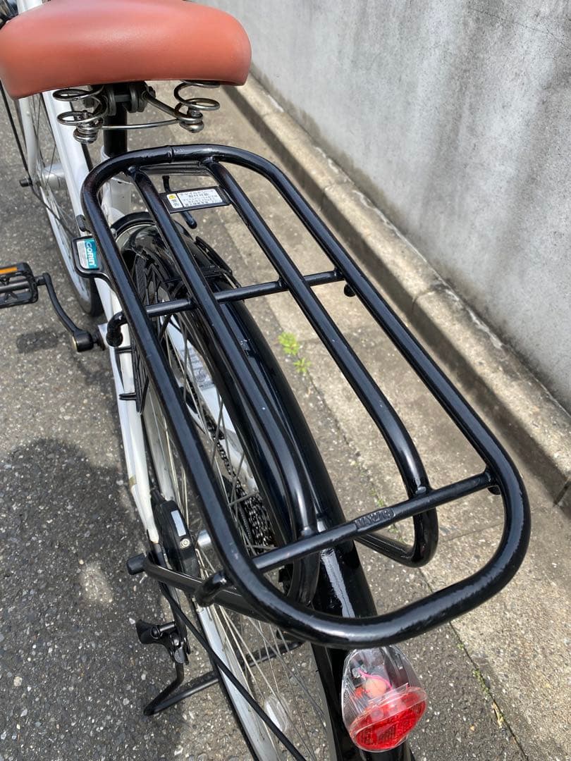整備済 ギヤ6段 LEDオートライト 26インチ 白 自転車