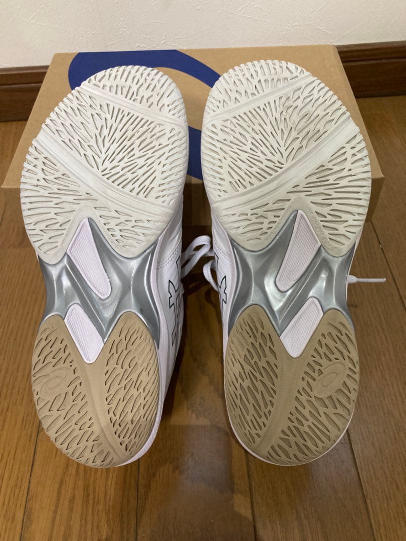 PRESTIGE NEO WIDE（オールコート用）ASICS 23.0cm