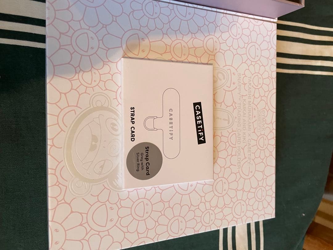 村上隆 × CASETiFY Snappy トレーディングカードホルダー