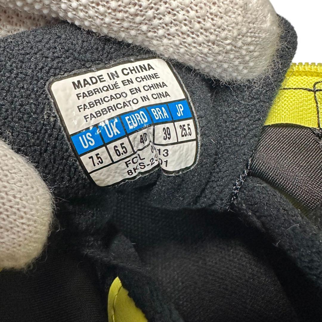 MIZUNO ミズノ スノーランニングシューズ ウエーブスペーサースノー2