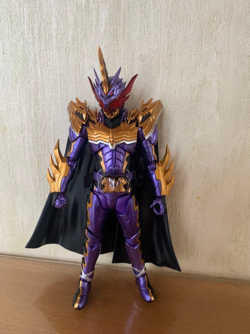S.H.Figuarts仮面ライダーカリバージャオウドラゴン