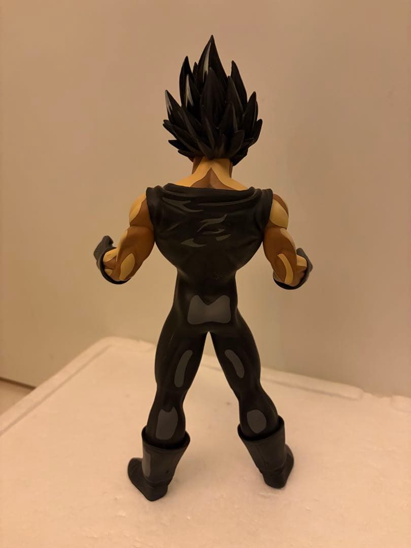 ドラゴンボール　ベジータ　二次元彩色