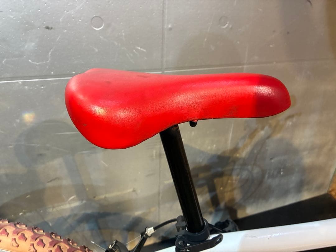H8 中古キッズバイク 子ども自転車 GRAPHIS 24インチ