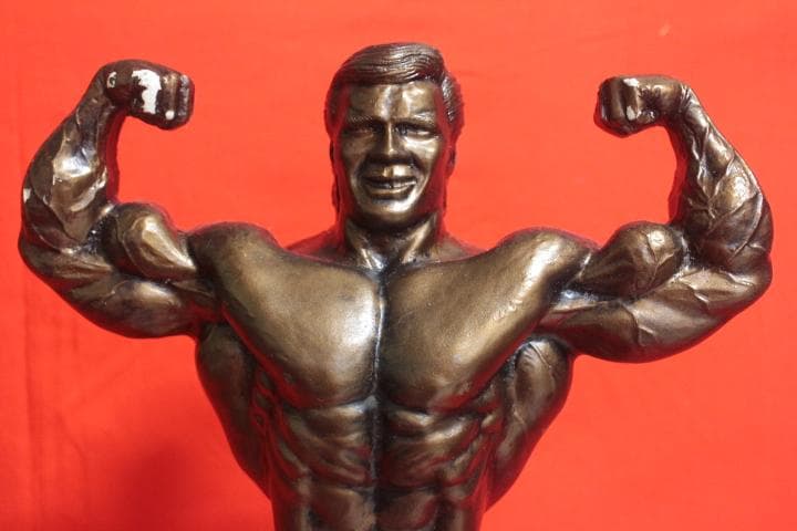 ☆ボディビルダー像 マッスル 筋肉美　★難有り（塗装剥がれ）特価現品限り！