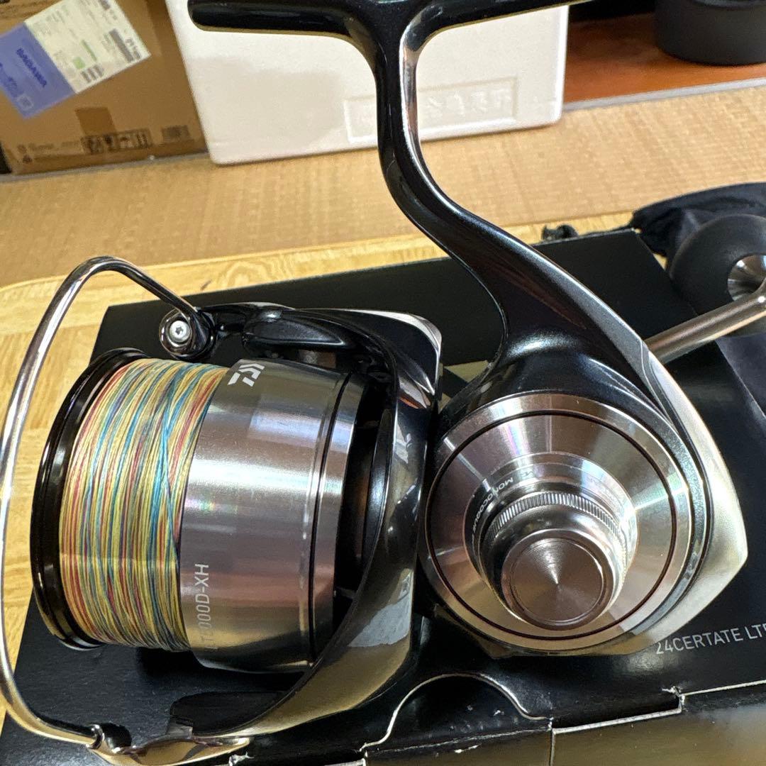 24 CERTATE LT5000D-XH スピニングリール