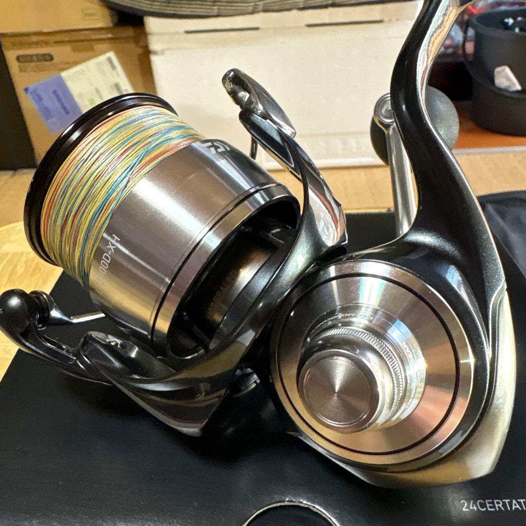 24 CERTATE LT5000D-XH スピニングリール