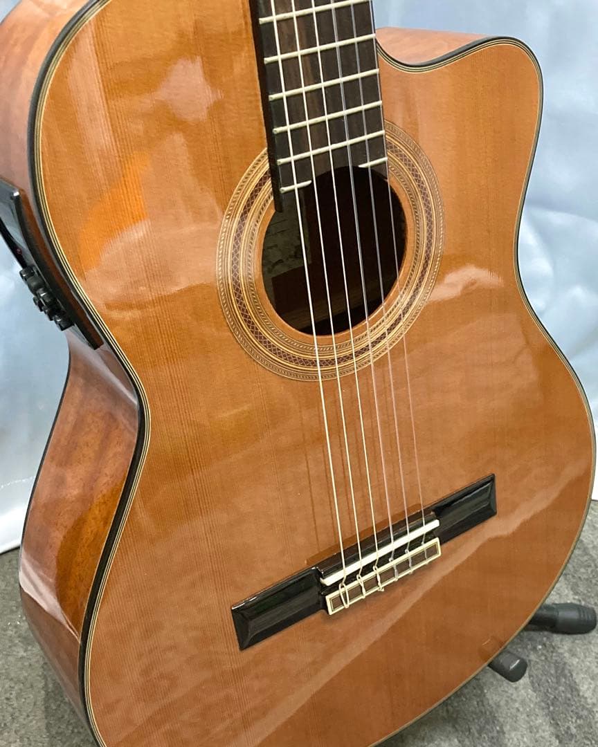 【美品】Aria アリアA-35CE エレガットギター　ソフトケース付