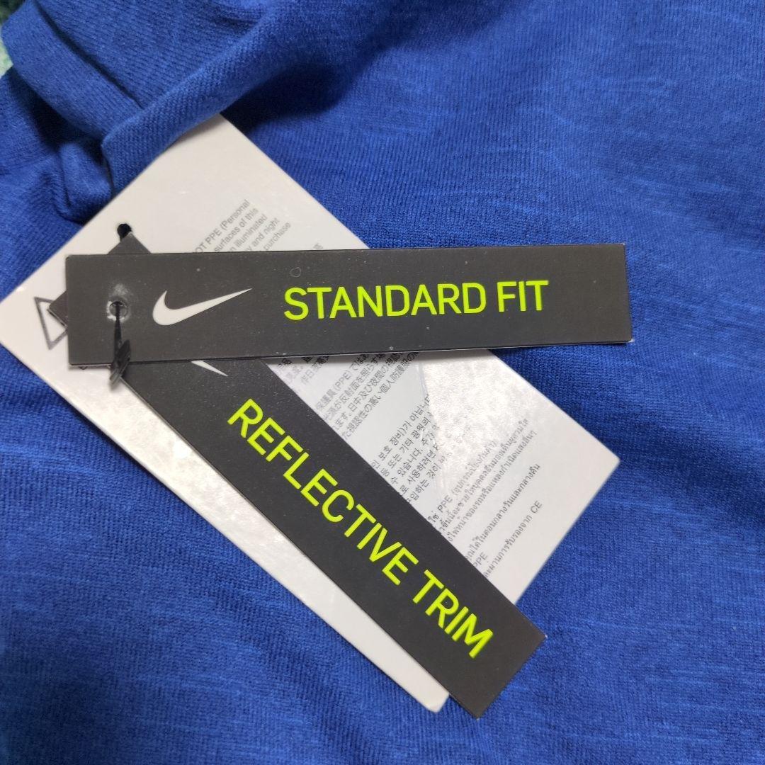 タグ付き新品★Nike DRI-FIT フード付きランニングウェア