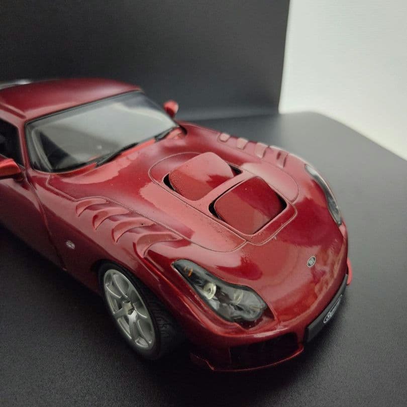 jadi TVR サグリス　1/18 ジャンク