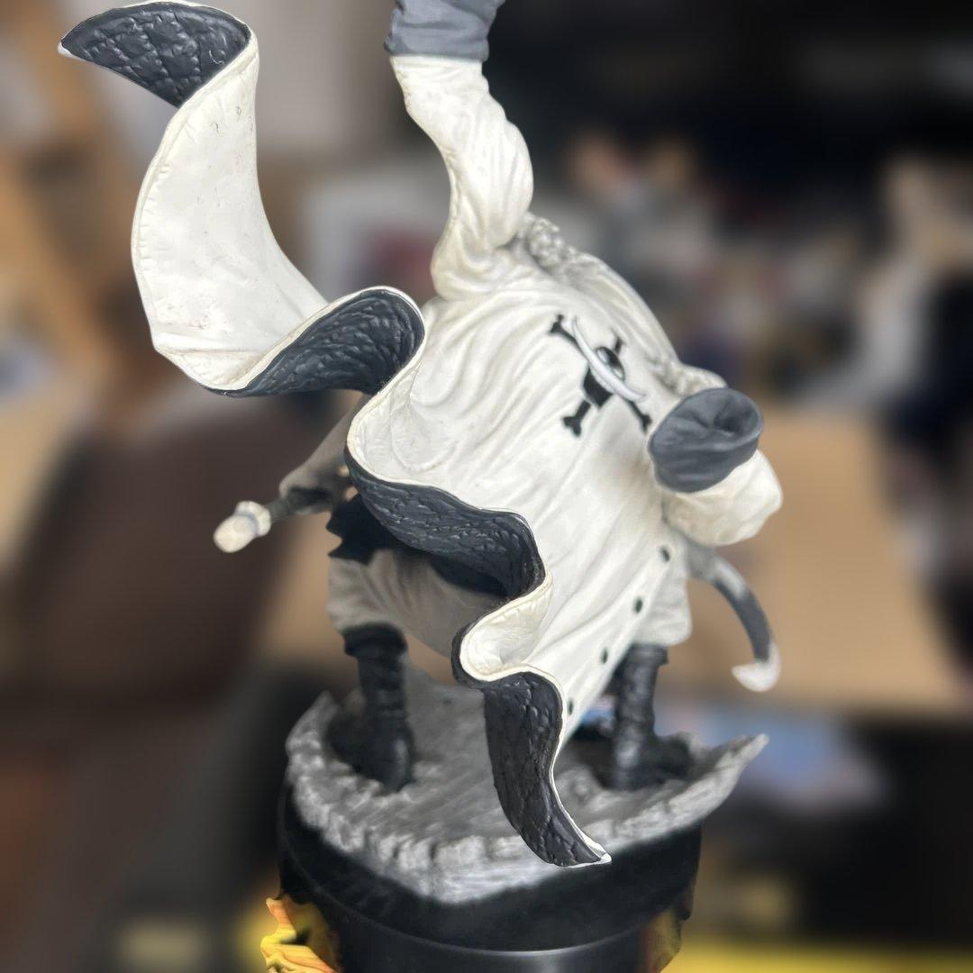 ワンピース シャンクス白ひげ フィギュア 2体セット
