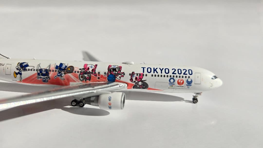 JAL 767-300ER 東京五輪　特別塗装1:400　Phoenix