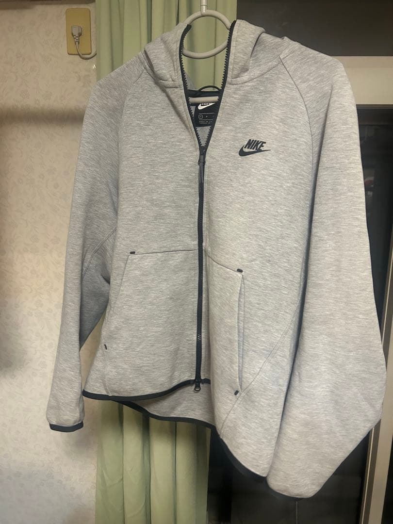 Nike テックフリース 値下げあり