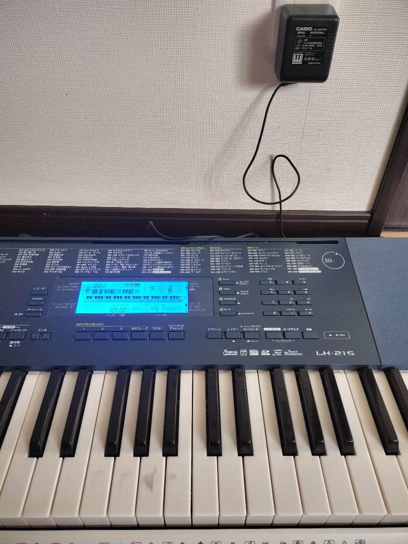 カシオ 電子キーボード 61標準鍵 光ナビゲーションキーボード LK-215