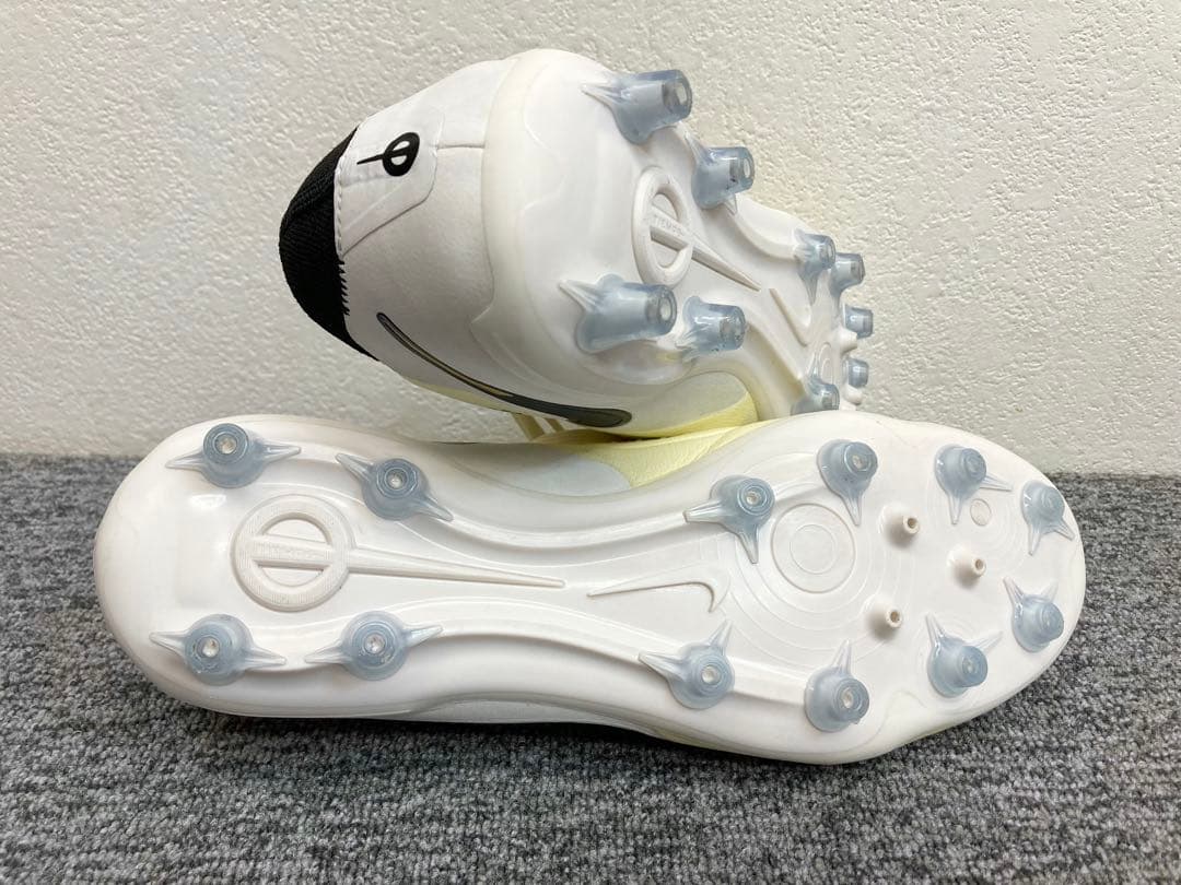 ナイキ ティエンポ レジェンド 10 プロ AG-PRO/26.0 人工芝用
