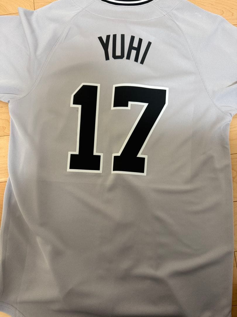 ジャイアンツ　巨人　西館勇陽　ユニフォーム