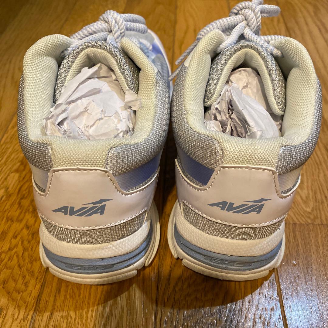 【美品】AVIA（アビィア）フィットネスシューズ　24センチ