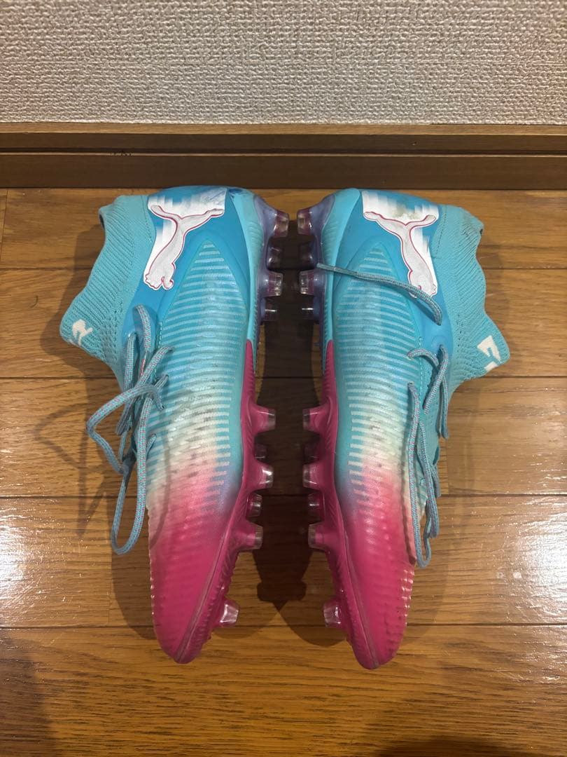 フューチャー　Future サッカースパイクシューズ トップモデル　FG AG