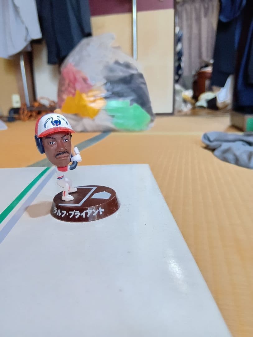 ジョージア オリジナルプロ野球助っ人外国人フィギュア全8種セット
