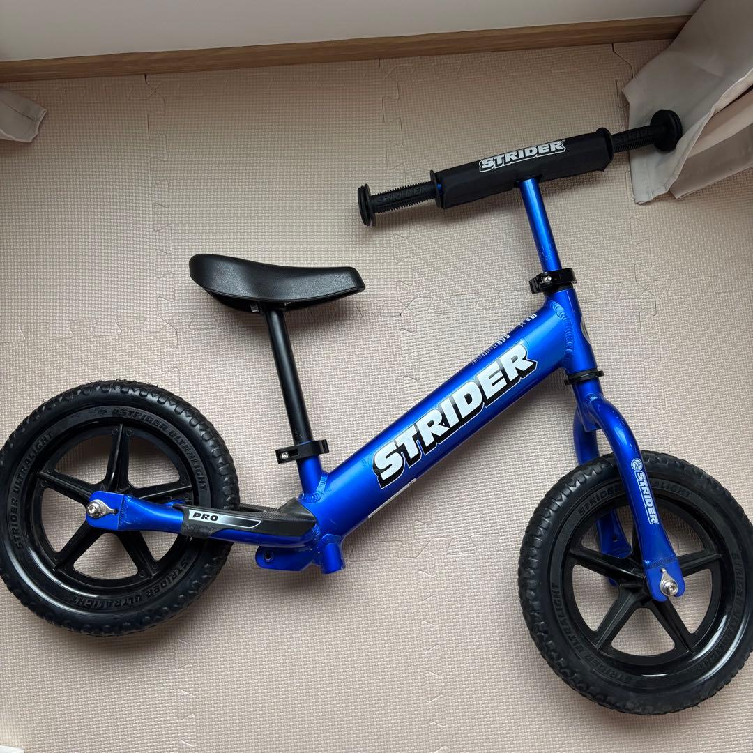 STRIDER PRO バランスバイク 12インチ 青