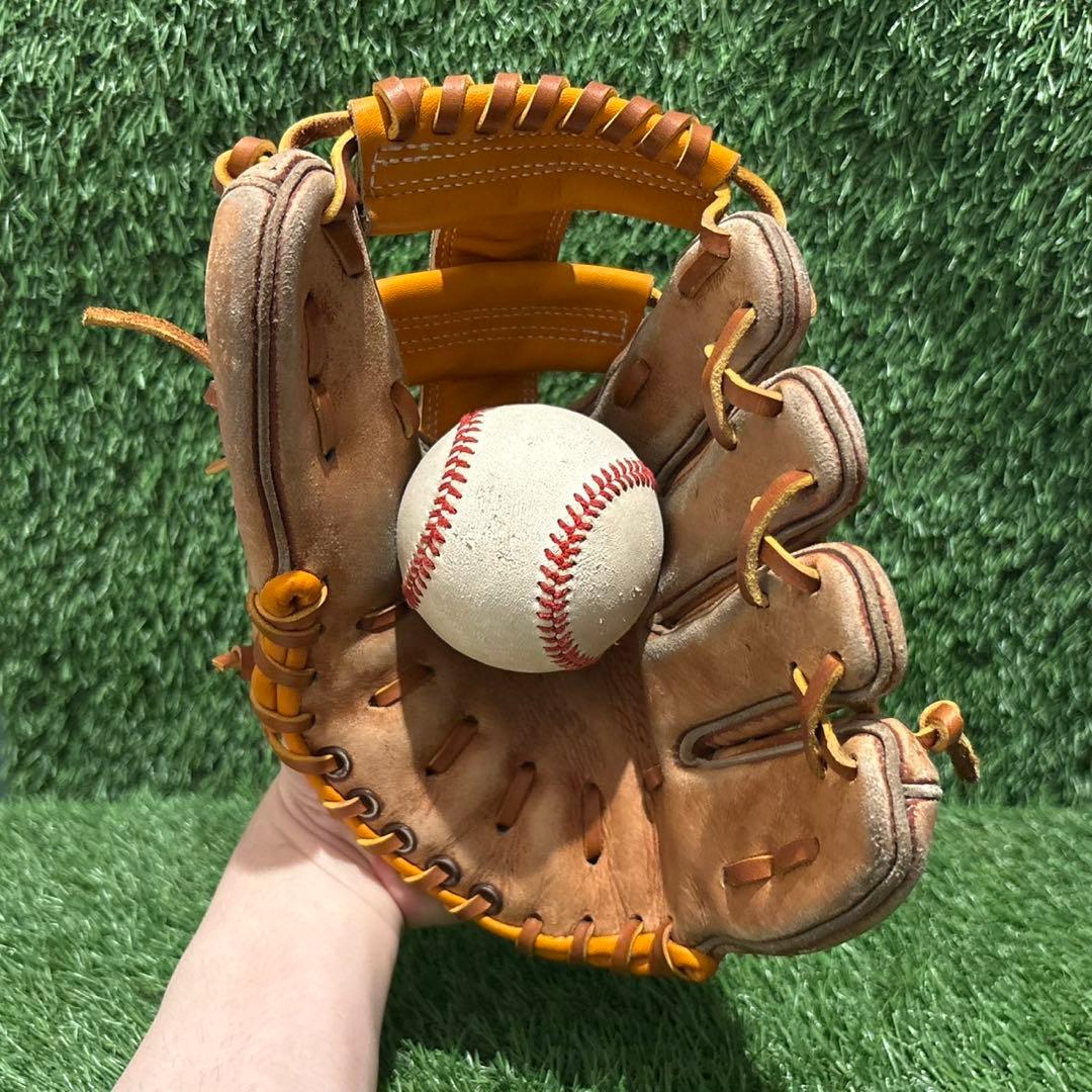 野球グラブ　グローブ　一般硬式大人用　内野手用　ミズノワールドウィントレーニング