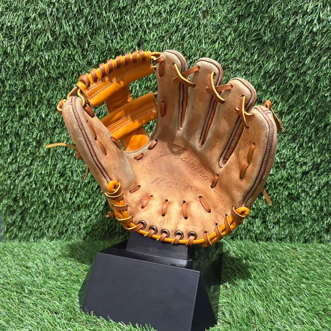 野球グラブ　グローブ　一般硬式大人用　内野手用　ミズノワールドウィントレーニング